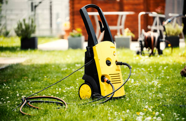 Best Pool Deck Cleaning in Suffield Depot, CT